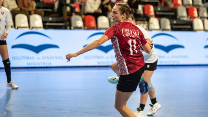 Latvijas handbolistes spēkosies pret olimpiskajām čempionēm, tiešraide TV4
