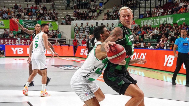 Oficiāli: ''Darussafaka'' paziņo par šķiršanos no Timmas