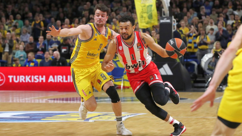 "Monaco" uzbrukums noslāpē Barselonu, "Olympiacos" otrajā puslaikā samaļ Berlīni