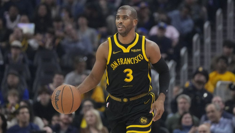 ''Spurs'' atrod saspēlnieku Vembijam: Kriss Pols paraksta viena gada līgumu