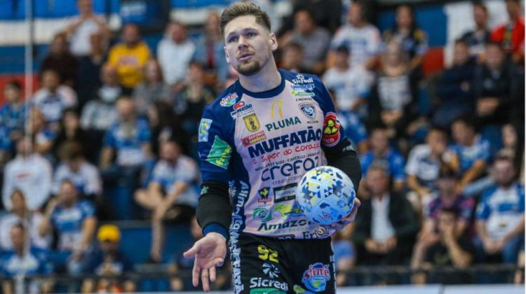 RFS turpina krāt brazīliešus un piesaista vēl vienu Dienvidamerikas klubu vicečempionu