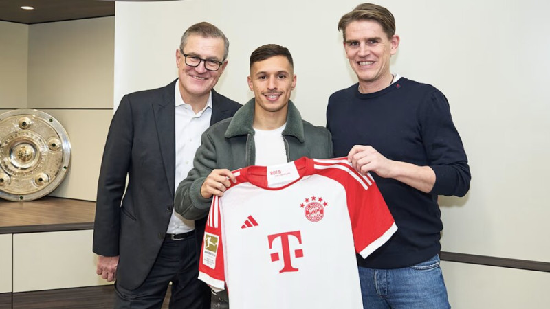 ''Bayern'' par 15 miljoniem tiek pie Granadas audzēkņa Saragosas