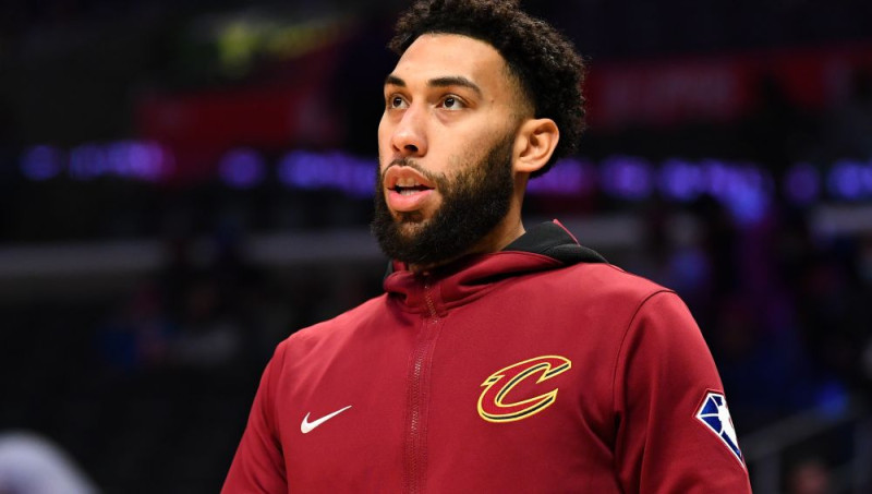 Milānas ''Olimpia'' pastiprinās ar NBA 256 spēles aizvadījušo Valentīnu