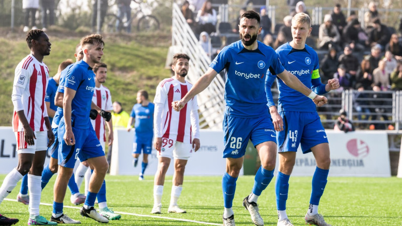 RFS bauda pavasari un futbolu, Baltijas jūras krastā rotaļājoties ar "Liepāju"