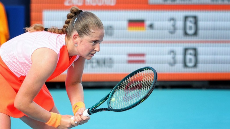 WTA rangā Ostapenko paliek "top 10", Latvijas izlasei šodien cīņa Portugālē