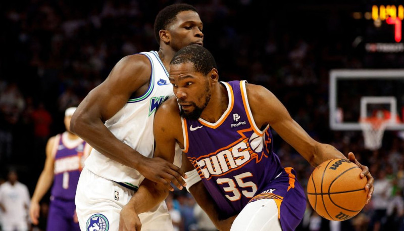 Pamatturnīra beigas: "Thunder" triumfē Rietumos, "Suns" tiksies ar "Timberwolves"