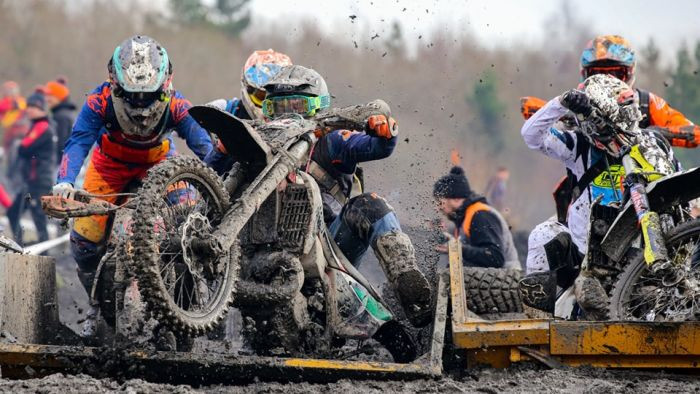 Kušķis un Supe startēs "Hard Enduro" sacensībās Velsā