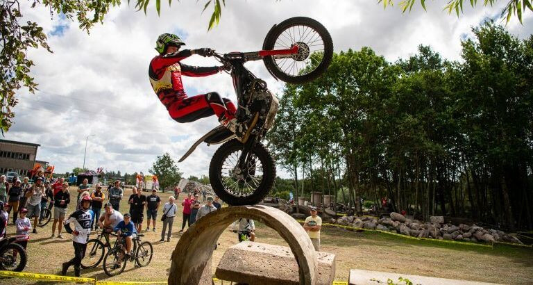 Grobiņā divu dienu garumā norisināsies Latvijas čempionāts mototriālā