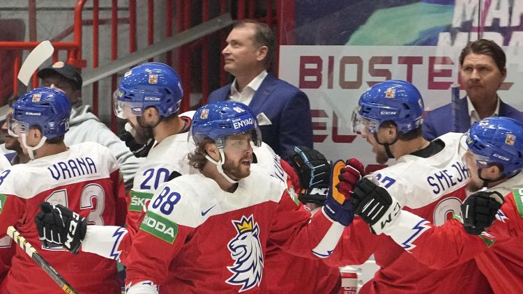 NHL zvaigzne Pastrņāks kopā ar Zahu jau ielidojuši Čehijā un pastiprina mājiniekus