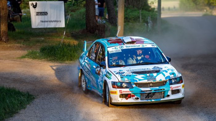 Uz Somijas ralliju pošas arī sešas latviešu ekipāžas