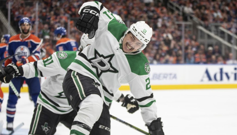 Dalasas "Stars" pirms Stenlija kausa paliek bez uzbrukuma līdera