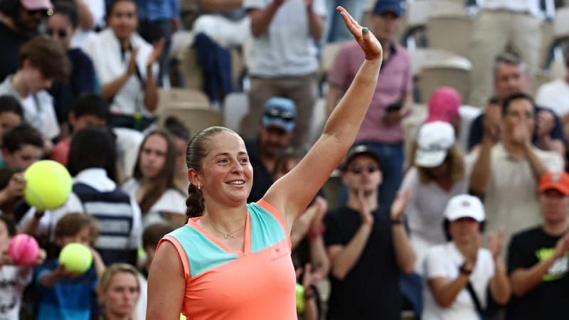 Ostapenko Birmingemas titula aizstāvēšanu sāks ar maču pret Kočareto