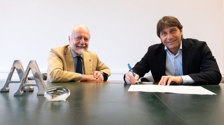 Konte atgriežas apritē un pārņem Eirokausos neiekļuvušo "Napoli"