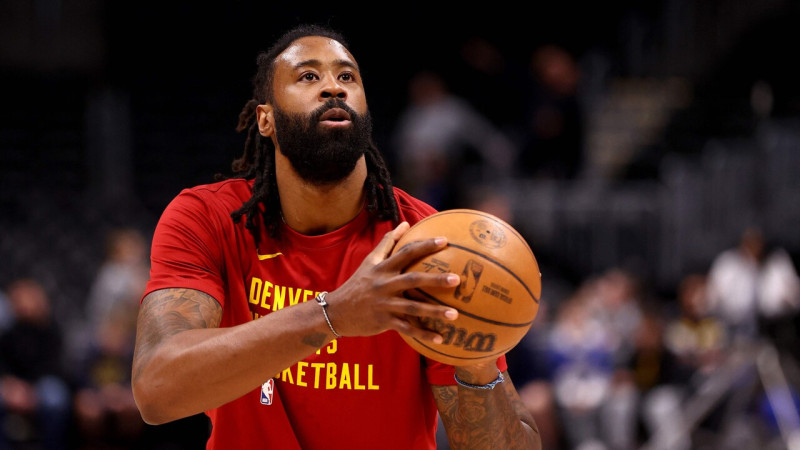 Deandrē Džordans pēc sezonas starta paraksta līgumu ar "Pelicans"