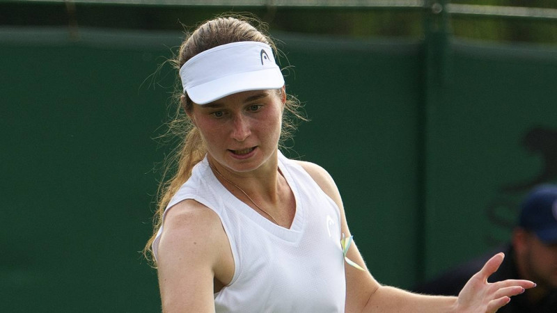 Snigura kļūst par Ostapenko oponenti, Švjonteka bez problēmām tiek tālāk