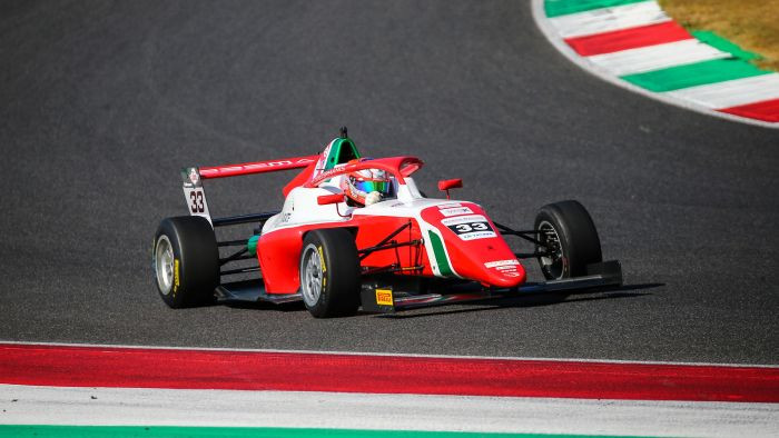 Štolcermanis noslēdzis ražīgus F4 testus Misano trasē