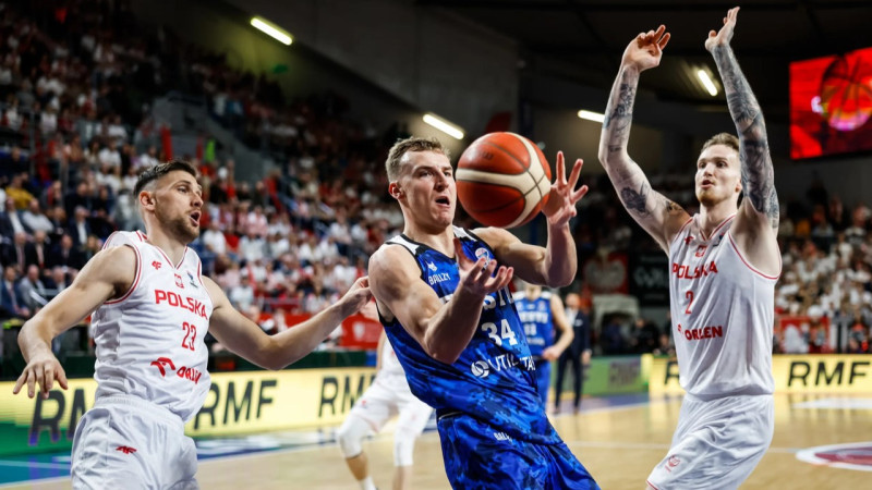 Igauņi uzvar arī Polijā un nevainojami turpina EuroBasket kvalifikāciju