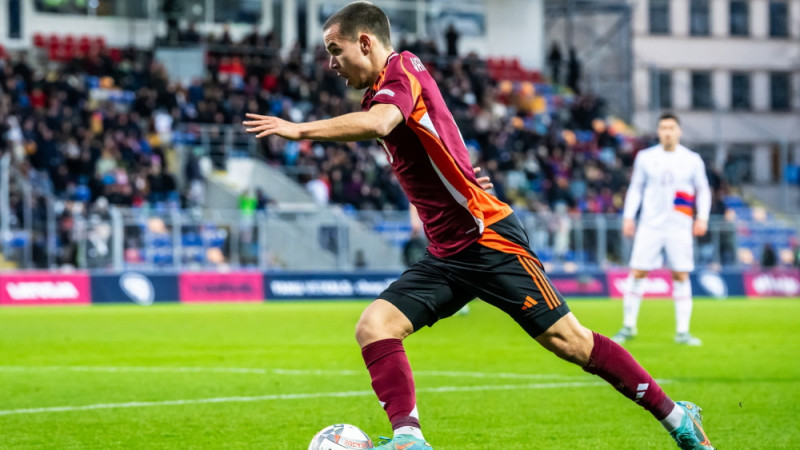 Latvijas izlases futbolists Varslavāns maina klubus