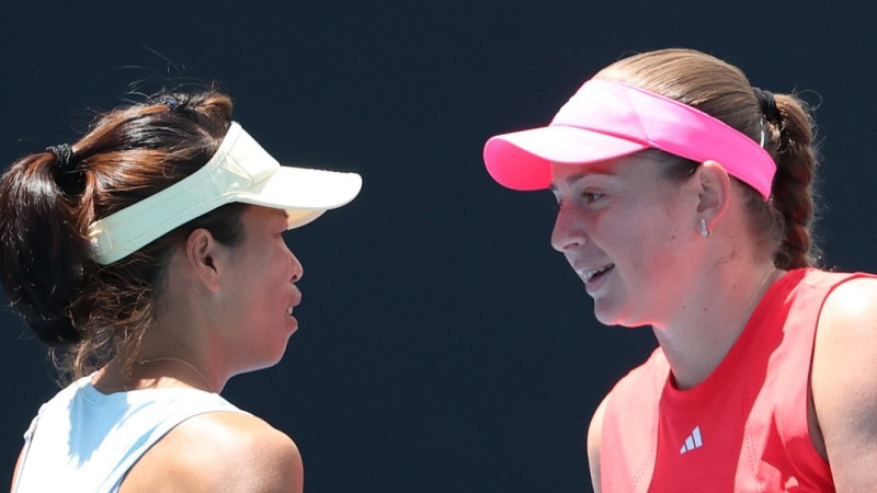 Ostapenko/Šei iesoļo Madrides "WTA 1000" pusfinālā