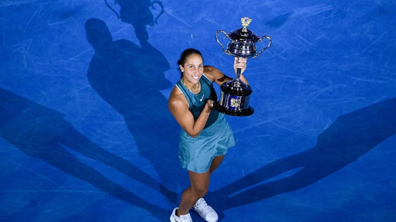 "Australian Open" čempione pārvar izbīli pret Oļijņikovu, tālāk tiek arī Ribakina