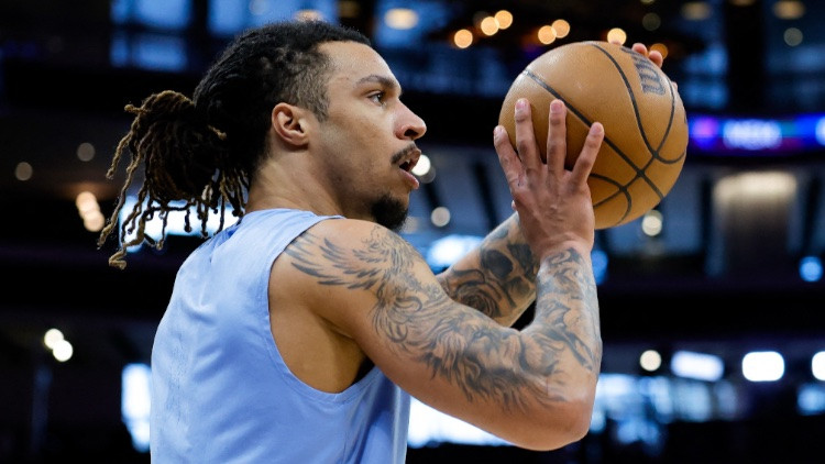 Memfisas "Grizzlies" līdz sezonas beigām zaudē spēka uzbrucēju Klārku