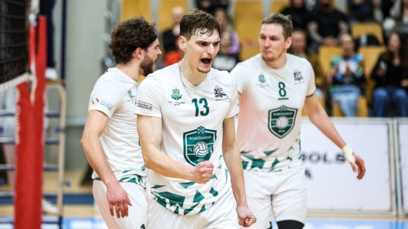 ''Robežsardze/Rīga'' piecu setu trillerī ar uzvaru sāk Latvijas čempionāta finālsēriju