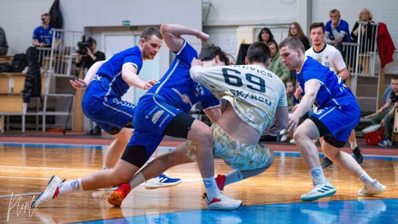 HK "Ogre" vēlreiz pārspēj armijniekus