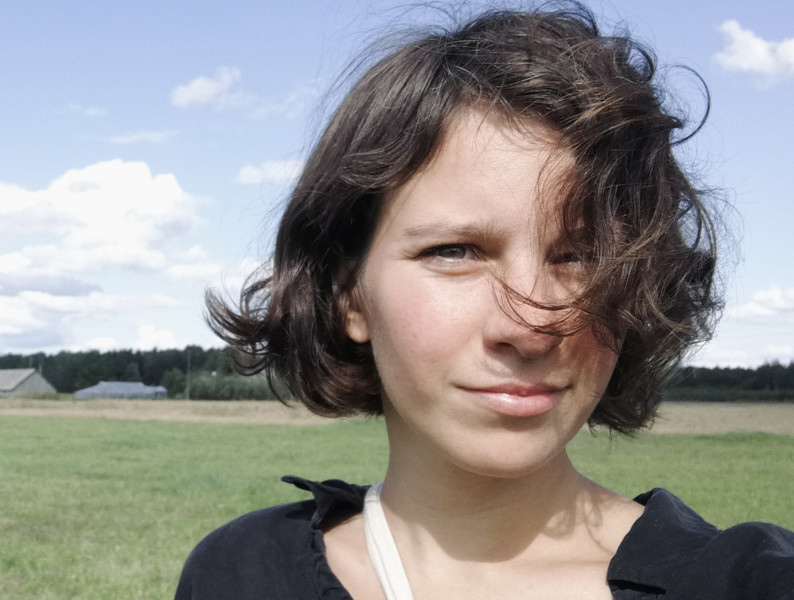 Izdots Elizabetes Lukšo-Ražinskas stāstu krājums "Netīro matu diena"