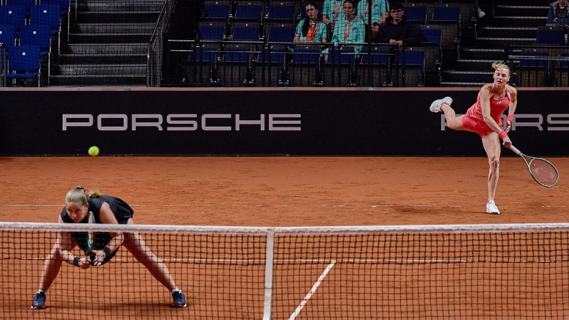 Ostapenko/Jastremska uzvar un sasniedz Štutgartes 1/4 finālu