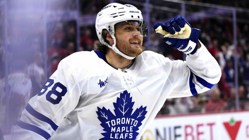 Toronto, Lasvegasa un Edmontona sasniedz Stenlija kausa otro kārtu, ''Avalanche'' panāk septīto maču