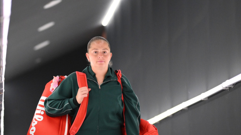 Romas 1/8 finālā Ostapenko piekāpjas pasaules piektajai raketei