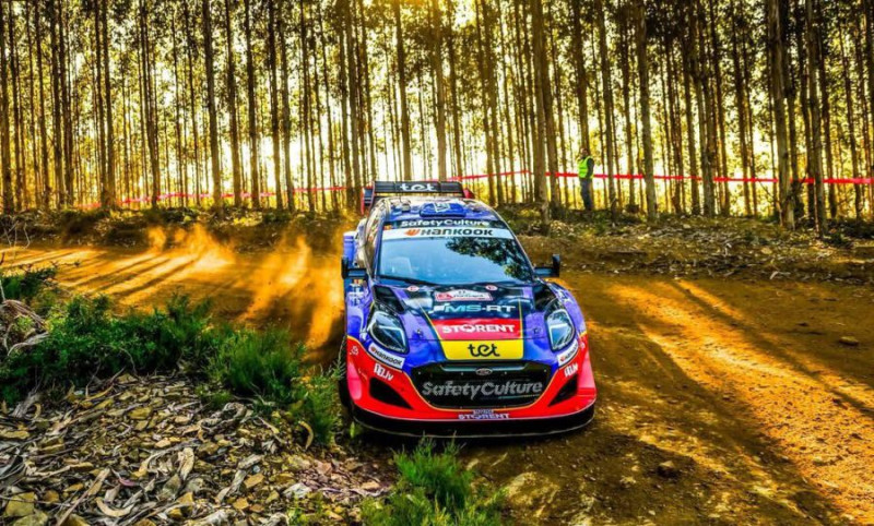 Seskam notikumiem bagāta Portugāles WRC rallija otrā diena