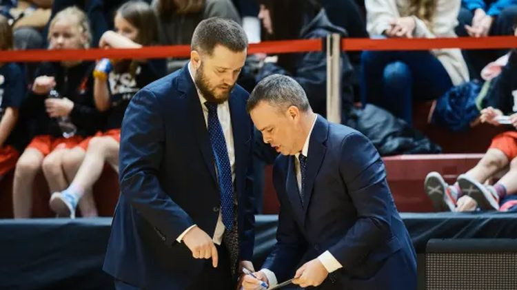 Latvijas U20 sieviešu izlases stūre uzticēta Igaunijas pieaugušo izlasi trenējušajam Mājeniekam