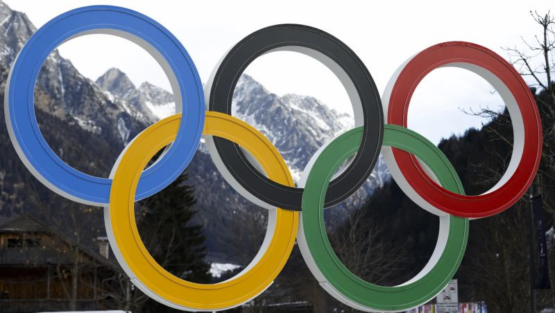SOK par Milānas hokeju: "Individuālu neitrālu sportistu grupa nevar būt izlase"