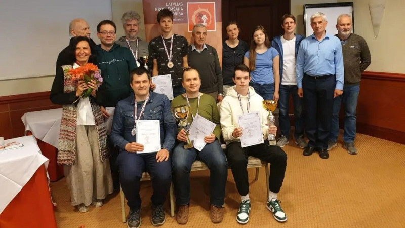 Tabors kļuvis par 2025.gada Latvijas čempionu šaha kompozīciju risināšanā