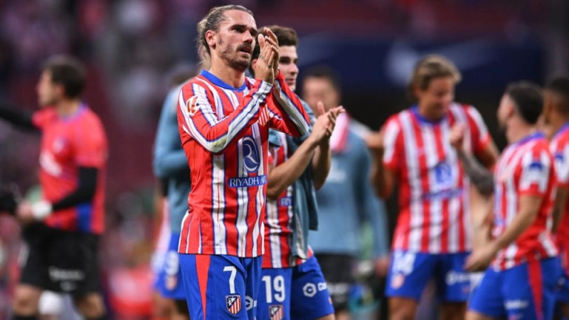 Grīzmans kliedē baumas un pagarina līgumu ar "Atletico"