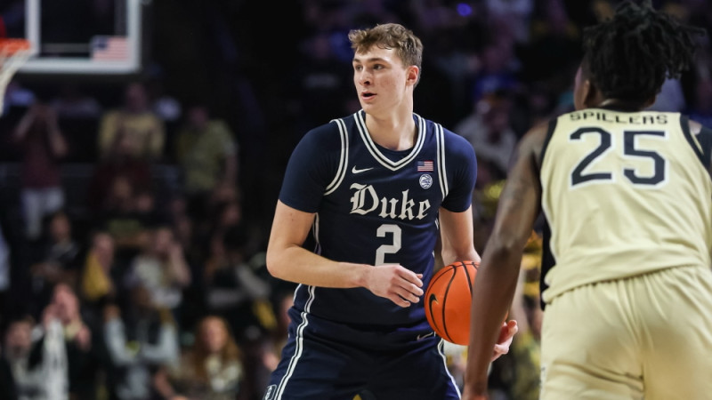 Pirmās drafta izvēles īpašniece Mavs uzaicina atrādīties tikai vienu kandidātu