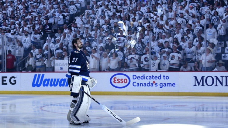 Tikai devīto reizi NHL vēsturē par regulārās sezonas MVP atzīts vārtsargs