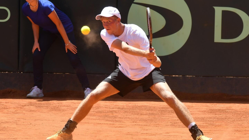 Artūrs Žagars debitē ATP rangā, Štrombahs noslīd par divām pozīcijām
