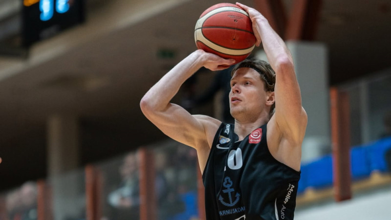 "Pērnavas" līderi pārceļas pie konkurentiem