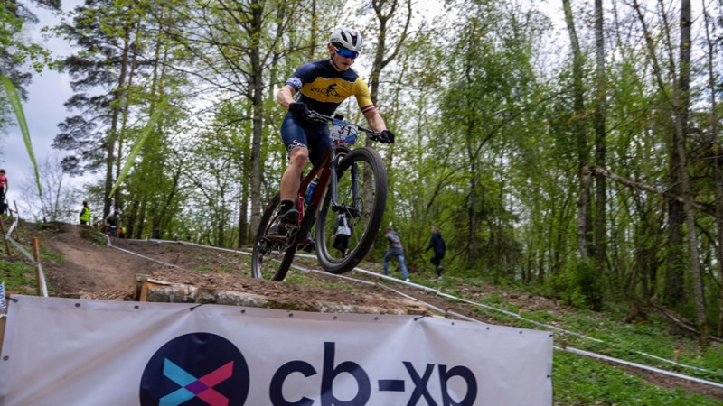 Ar vadošo braucēju dalību 3. posmā Saldū turpināsies “CB–XP” Latvijas kauss MTB XCO krosā
