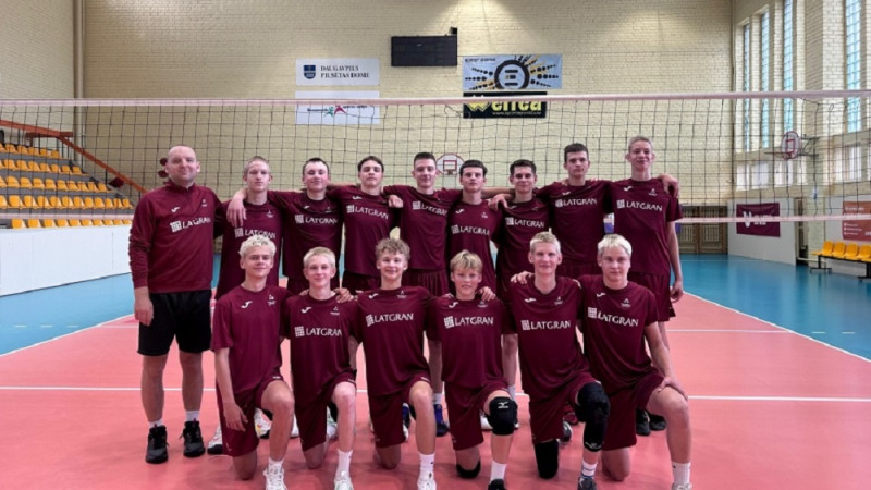Latvijas U-16 volejbolisti dodas uz finālturnīru Erevānā
