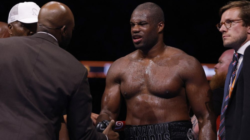 "Boksa fani ir nepateicīgi." Vaits neuzskata, ka Dubuā cīņa pret Usiku padevās