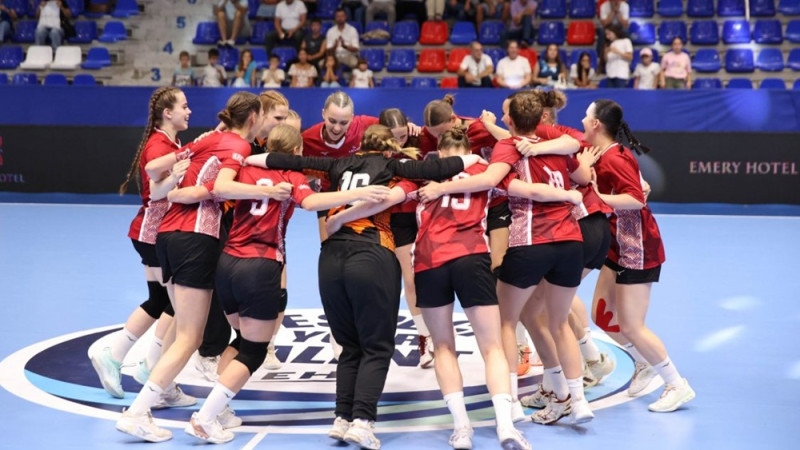 Latvijas U17 meiteņu handbola izlase pārspēj Kosovu, cīnīsies par 5. vietu B divīzijas čempionātā