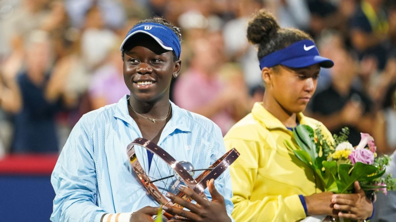 Mboko apspēlē Osaku un triumfē Monreālas "WTA 1000", izcīnot pirmo nozīmīgo titulu