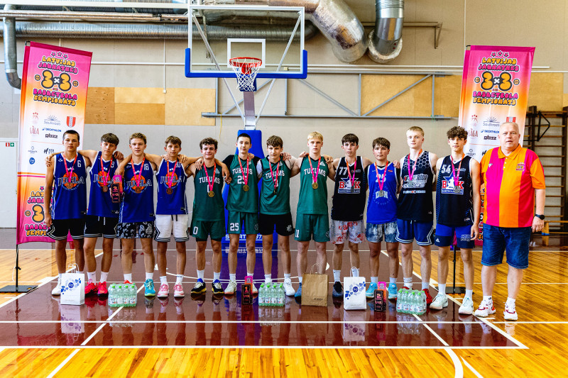 Aizraujošā izslēgšanas turnīrā tukumnieki izcīna Latvijas 3x3 čempionāta zelta medaļas