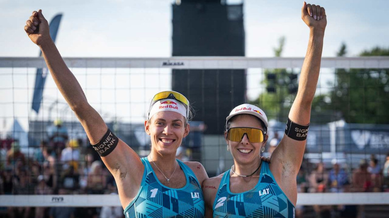 Samoilova un Graudiņa triumfē Hamburgas grupā, sasniedzot elites 1/8 finālu
