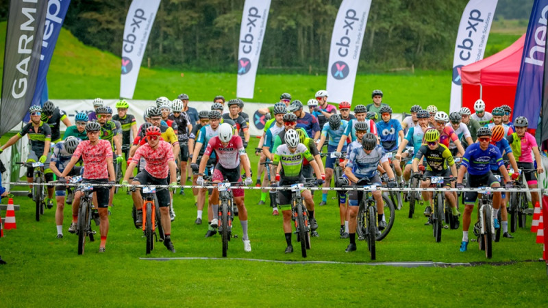 "cb- xp" Latvijas kausa MTB XCO krosā "DTG ĀdažiVelo" uzvar Muižnieks un Rodionova