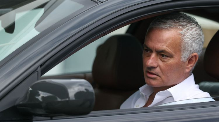 "Benfica" apstiprina pārrunas – Morinju grasās atgriezties pēc 25 gadu pauzes