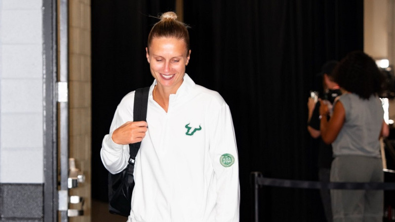 Kitija Laksa debitē WNBA finālā, "Mercury" netiek pie mājas priekšrocības